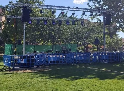 MONTAJE LINE ARRAY ALGETE SOUNDPLUSEVENTS